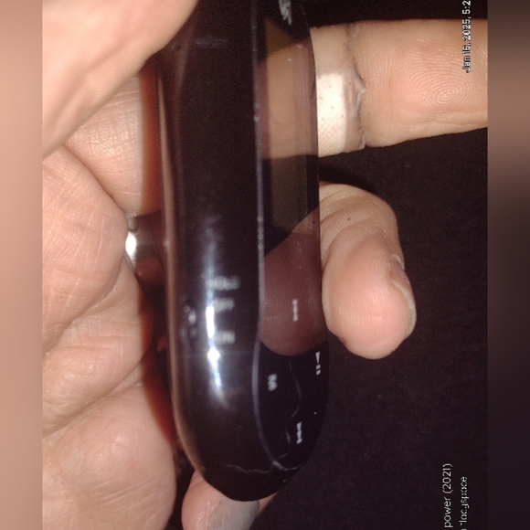 GPX MW353B Digital Audio Player W Display 4 GB - Picture 9 of 10